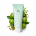 Green Plum Cleanser — Sfondo Bianco