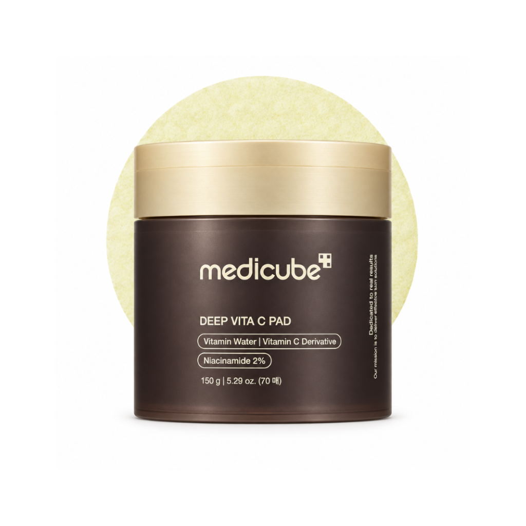 Medicube Vita C Pad premium su bianco